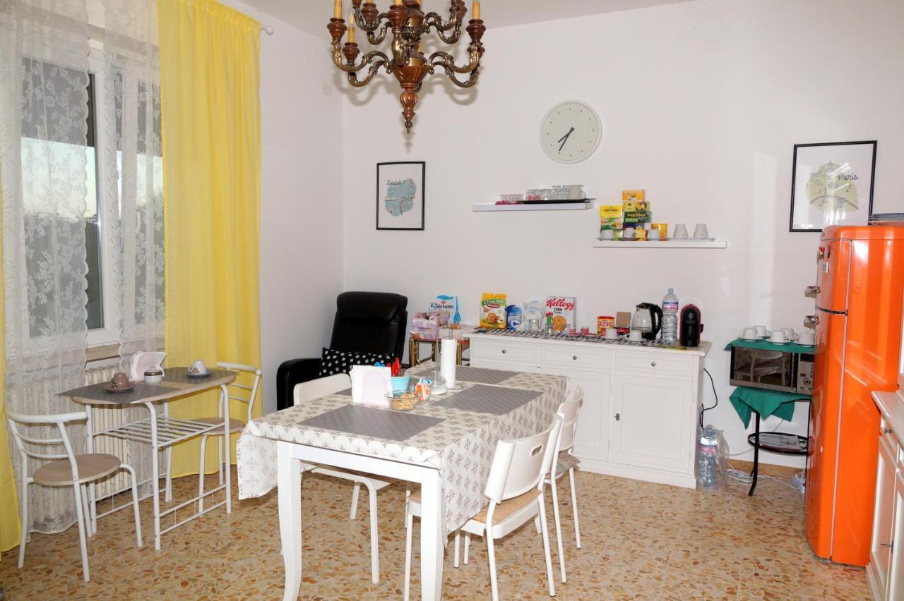 Noemi & Julienne Bed & Breakfast Spineda ภายนอก รูปภาพ